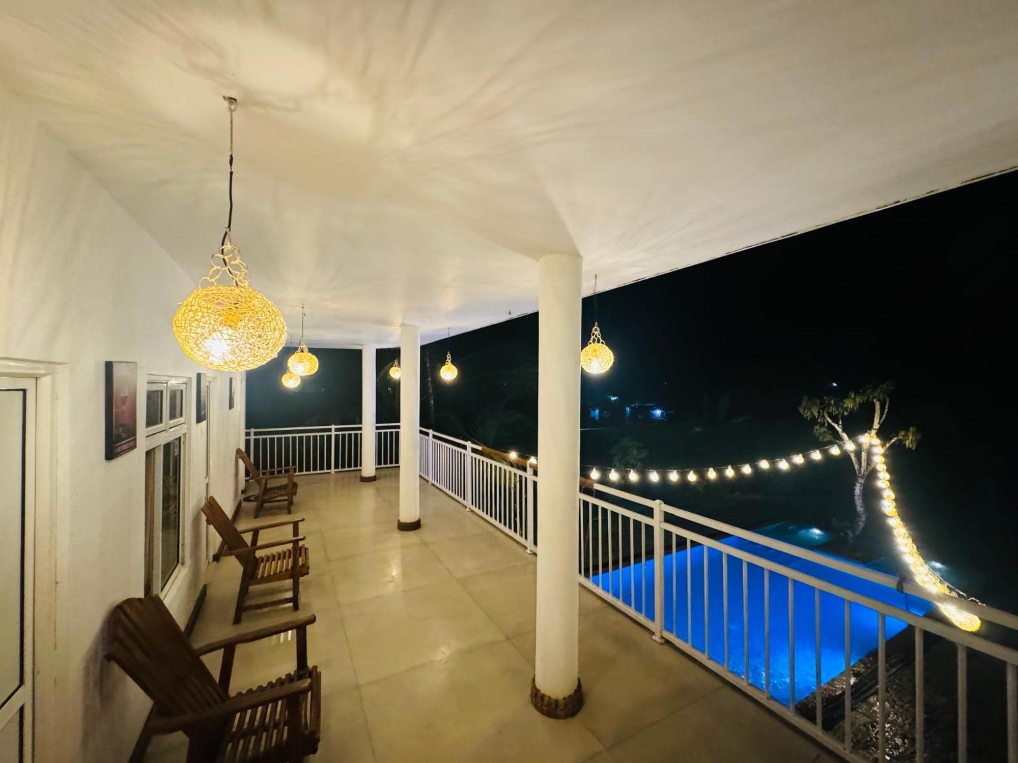 Heavens Holiday Resort Tennekumbura Exterior photo